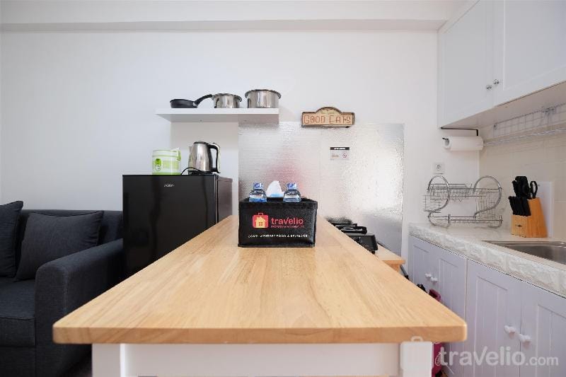Comfortable and Tidy 2BR Cinere Resort By Travelio Apartment in South Jakarta City