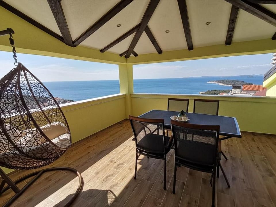 Penthouse Ema Apartment in Šibenik-Knin County, Croatia