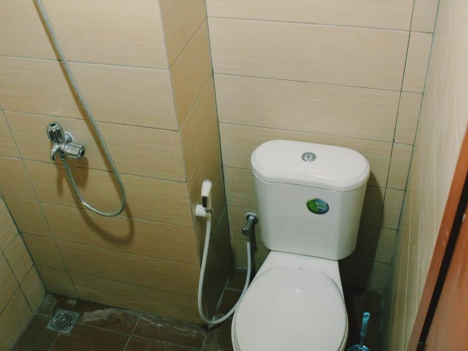 Homey studio room apartment in the city - Syariah Apartment in West Java