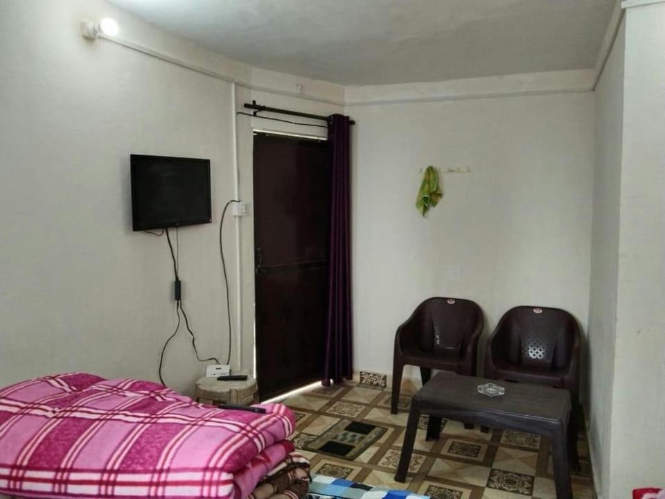 Dinesh guest house Apartment in Uttarakhand