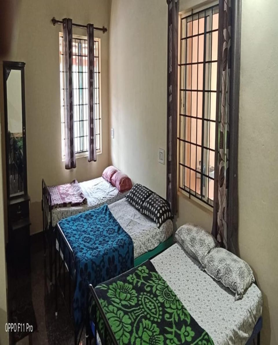 Evergreen homestay by StayApart, Coorg Vacation rental in Madikeri