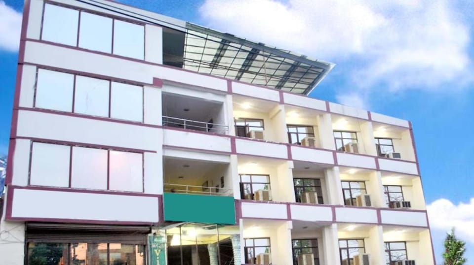 Goroomgo Viren Plaza Agra Apartment in Agra