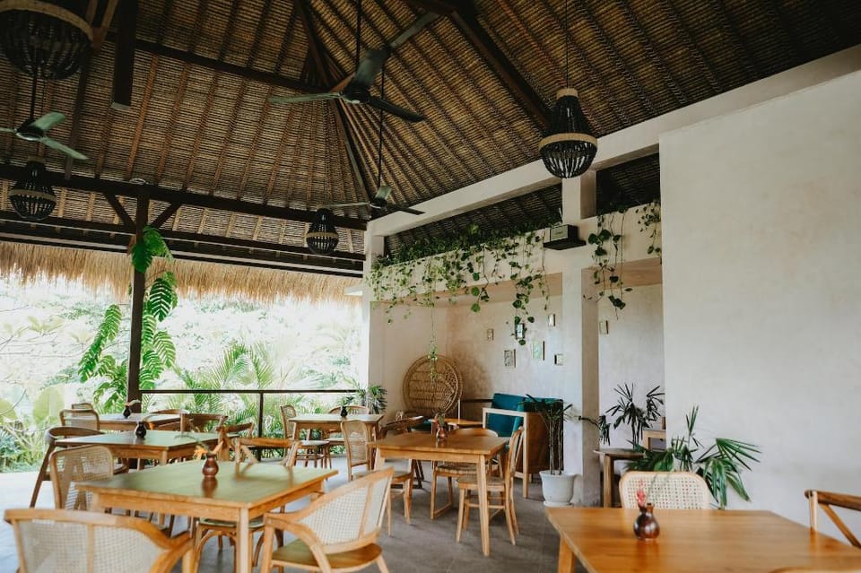 PORTER HOTEL - Surf & Yoga Retreat Hotel in Pujut
