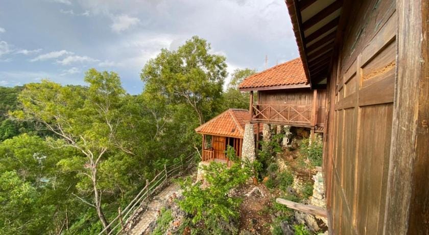 Baron Hill Resort Gunung Kidul Mitra RedDoorz Hotel in Special Region of Yogyakarta