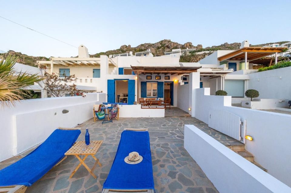 Sea View Maisonette by the beach Vacation rental in Naxos, Naxos and Lesser Cyclades, Greece