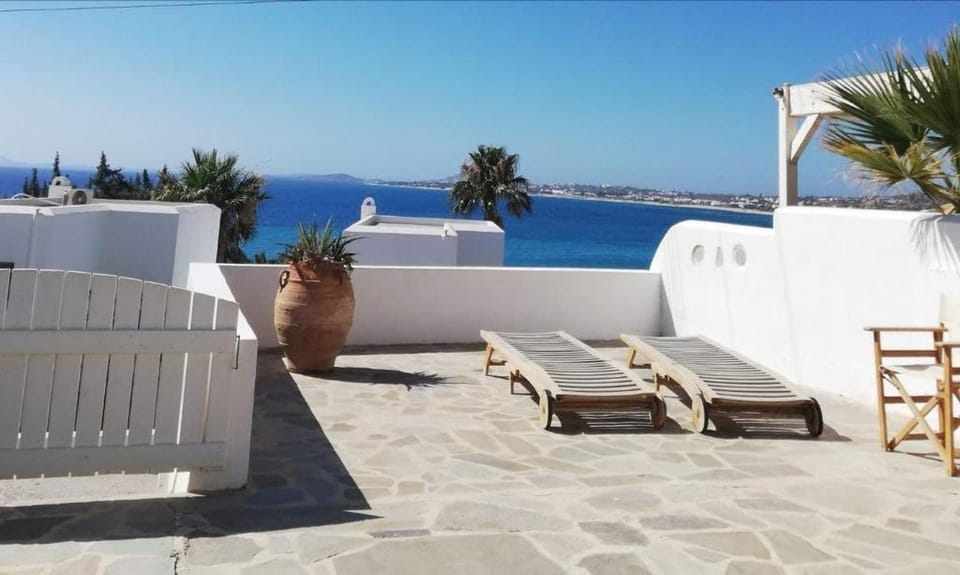 Sea View Maisonette by the beach Vacation rental in Naxos, Naxos and Lesser Cyclades, Greece
