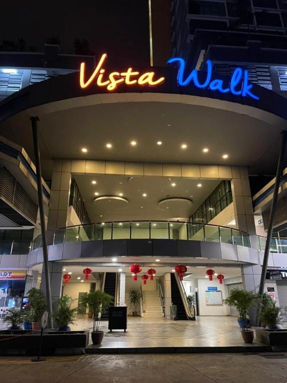 Vista Alam Homestay Universe (S) Apartment in Selangor, Malaysia