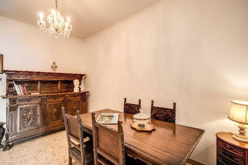 Warm Apt In Ancient Building In Vatican-p S Pietro Apartment in Rome