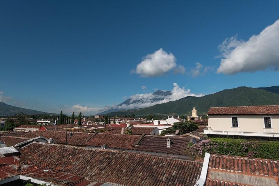 Beautiful apartment in center of Antigua -escritor Apartment in Antigua Guatemala