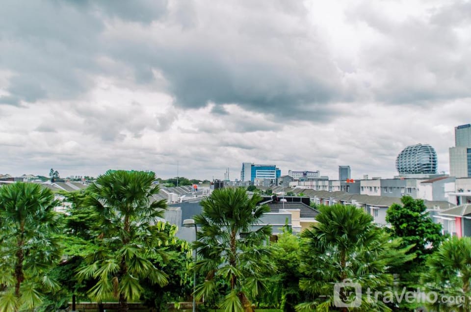 Cozy Stay Studio Room at Beverly 90210 By Travelio Apartment in West Java