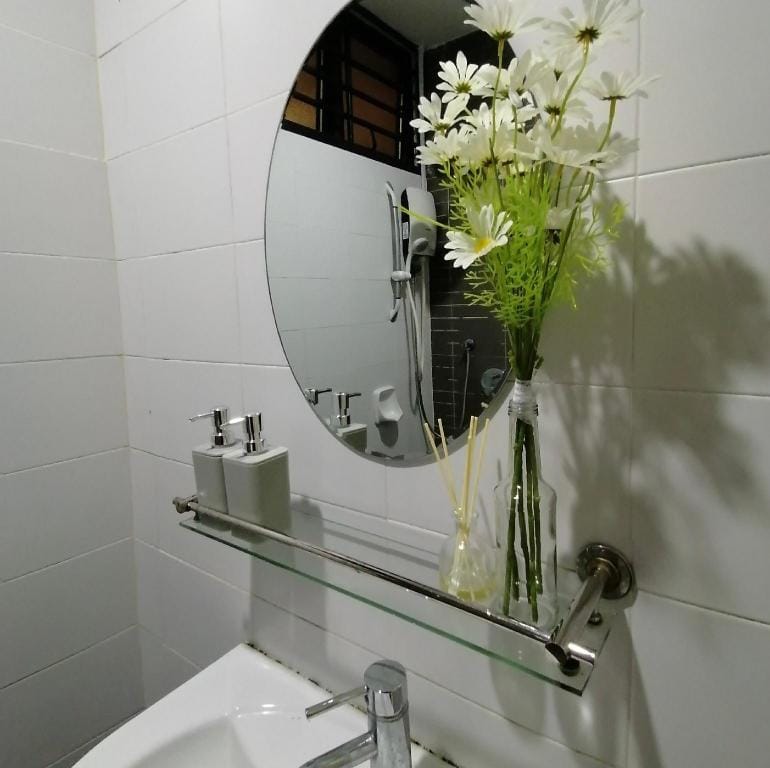 03-Beautiful Mt Austin PALAZIO STUDIO lake view  Apartment in Johor Bahru