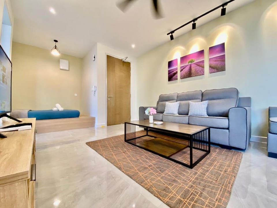 MWHolidayB2731{SunriseSeaView}PrivateJacuzziVilla Apartment in Malacca
