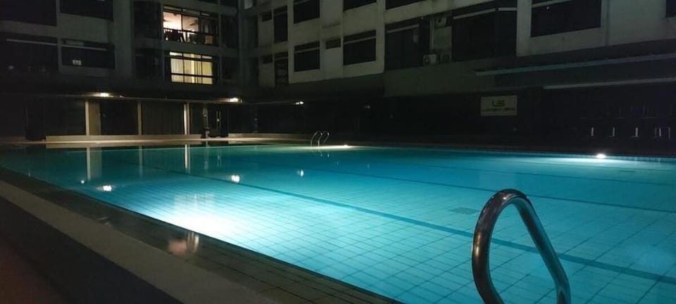 Fahrenheit Playstation w Pool Table (10pax) Vacation rental in Federal Territory of Kuala Lumpur