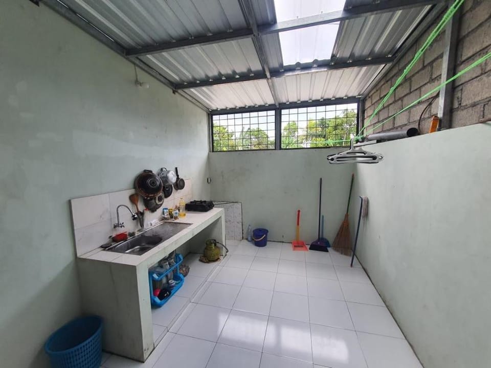 Mataram House for Rent  near Epicentrum Mall Vacation rental in West Nusa Tenggara, Indonesia