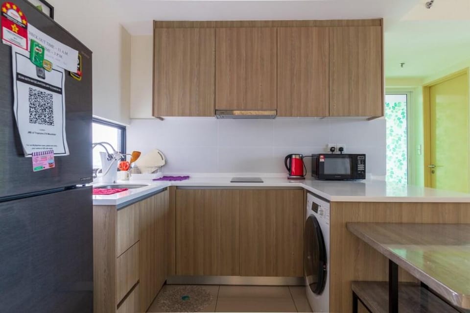 Tropical 3BR Macalister 218 @Georgetown@ M275 (WL) Vacation rental in George Town