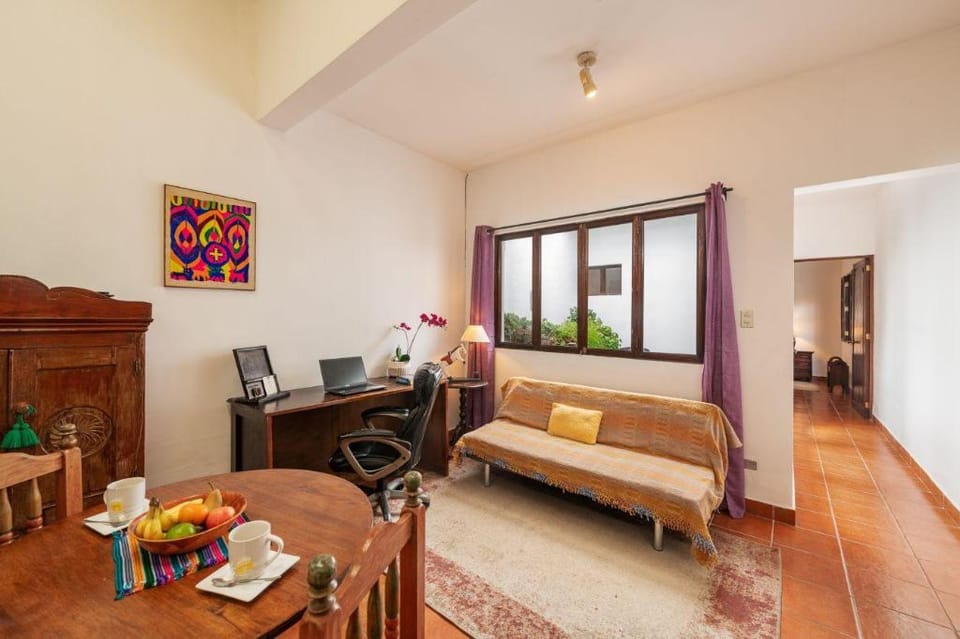 Casita Los Buhos Apartment in Antigua Guatemala
