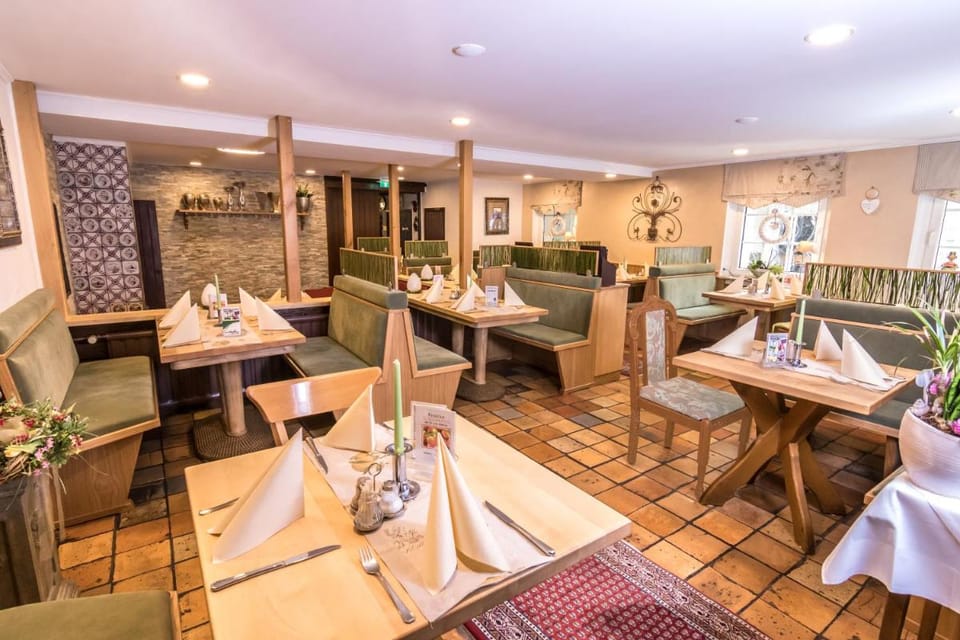 Hotel Gambrinus Arnsberg Bed and Breakfast in Arnsberg