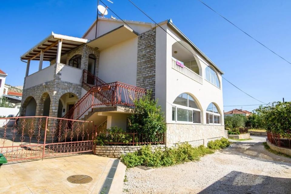 Vila Gea; near city and see Vacation rental in Trogir