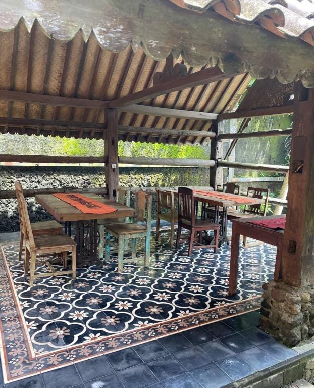 Ndalem Joglo Hinggil  - Double Plus Villa in Special Region of Yogyakarta