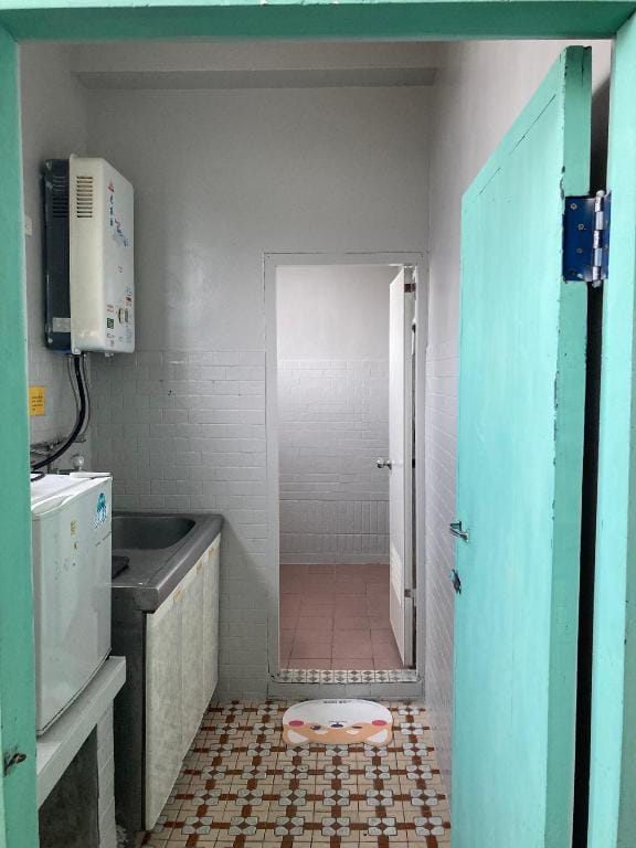 Room B  4 person two room Apartment in Taiwan, Province of China
