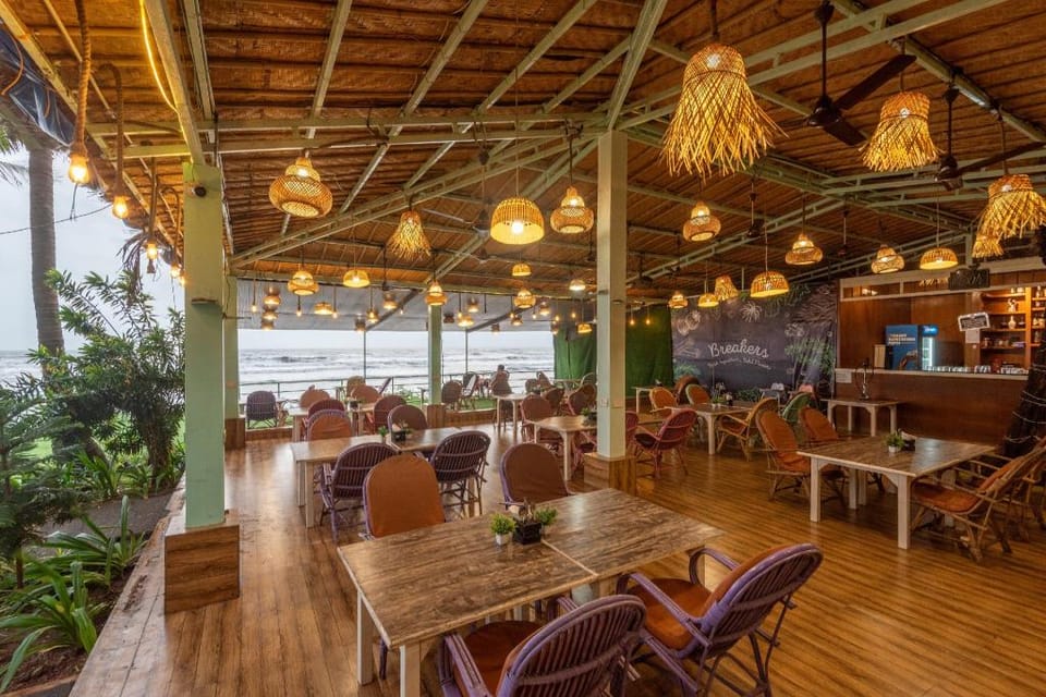Amadi Beach Front Resort Hotel in Mandrem