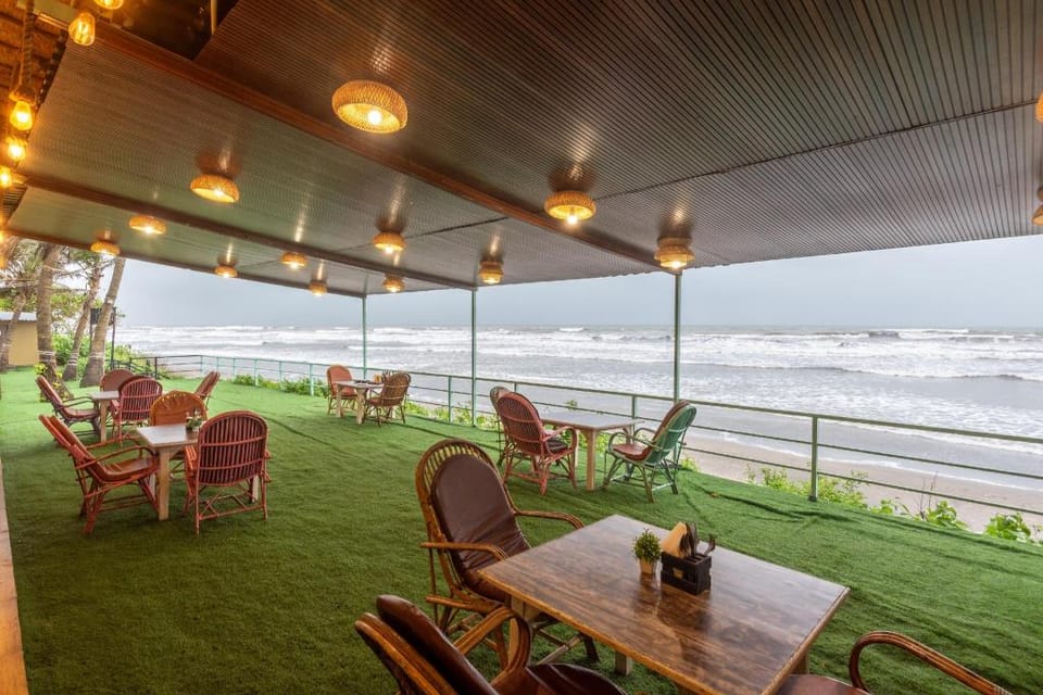 Amadi Beach Front Resort Hotel in Mandrem