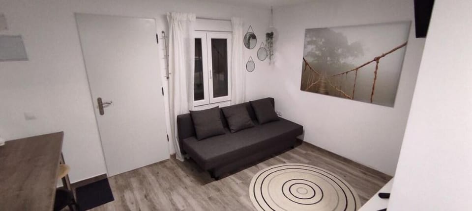 Apto. independiente a 3 min de playa con wifi Vacation rental in Malaga