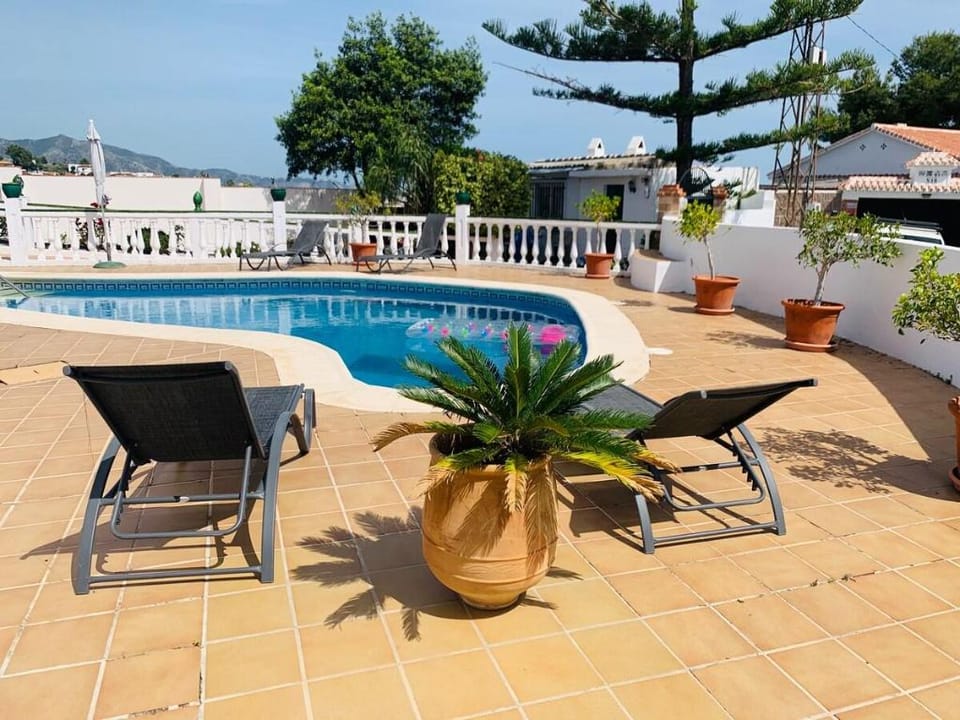 Magnífica casa Rural en Nerja con piscina privada Villa in Axarquía
