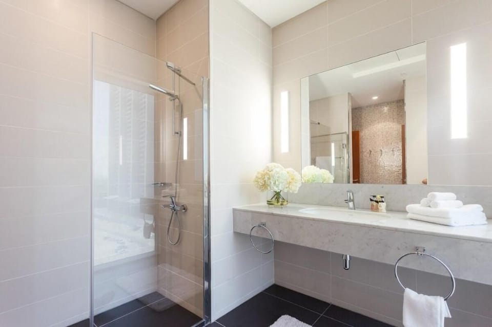 Spacious Studio With Superb Panoramic City View Apartment in Dubai