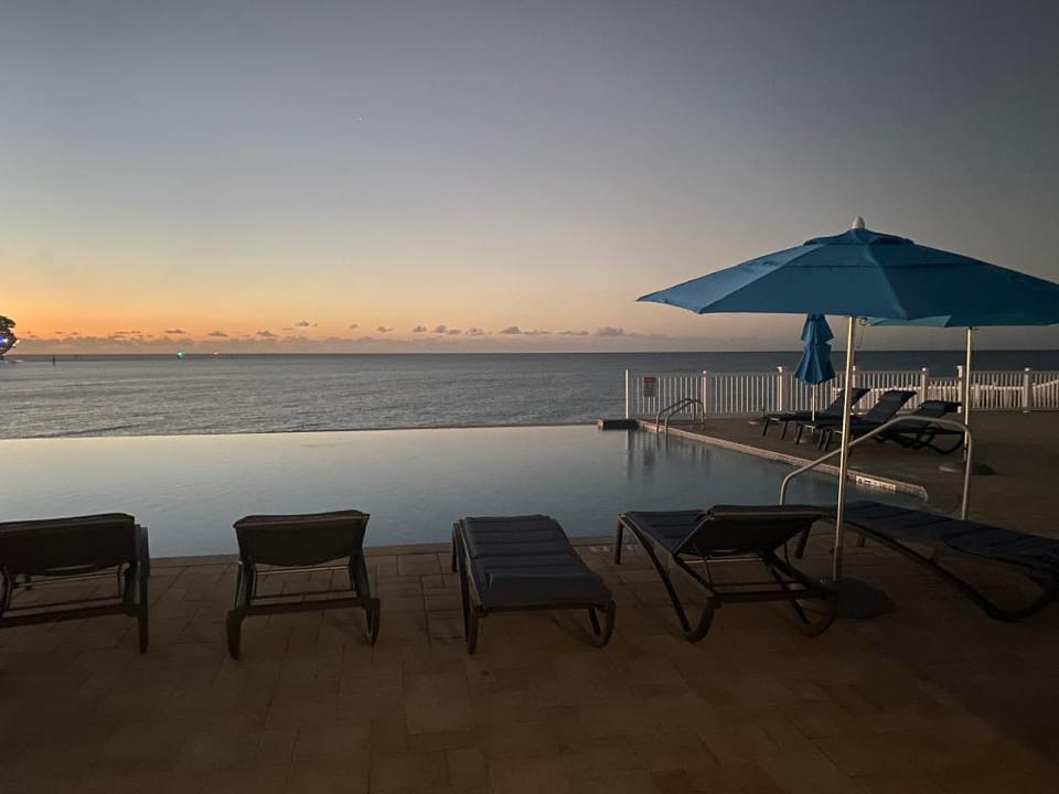 Oasis Paradise Villa in Bahamas