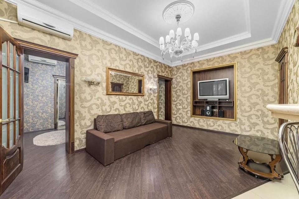 Apartment in the center 11 Greek street Apartment in Odessa