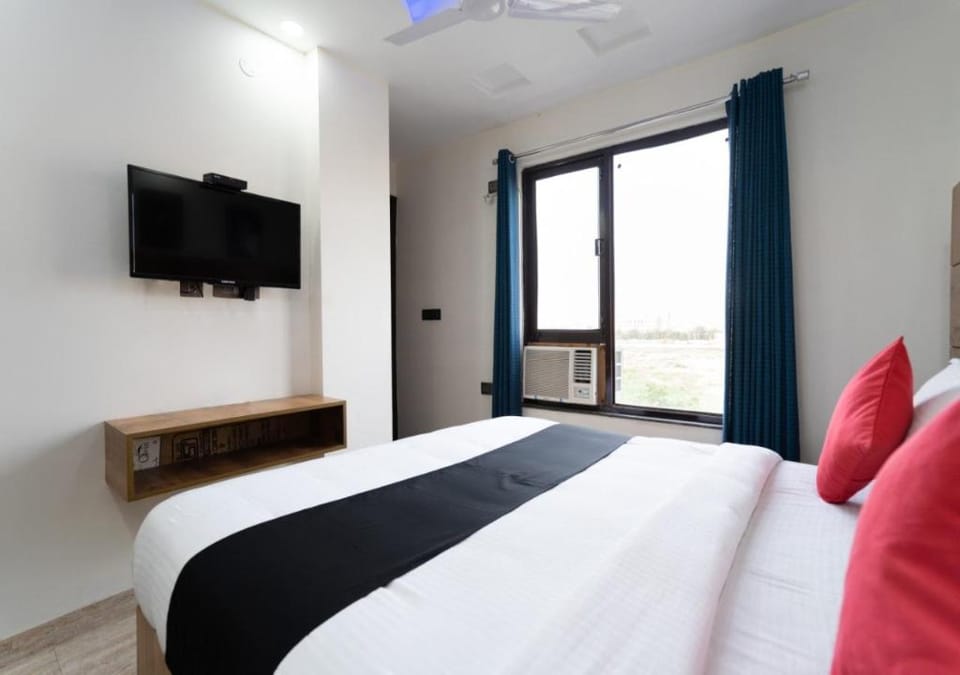 Hotel Vizima 62 Hotel in Noida
