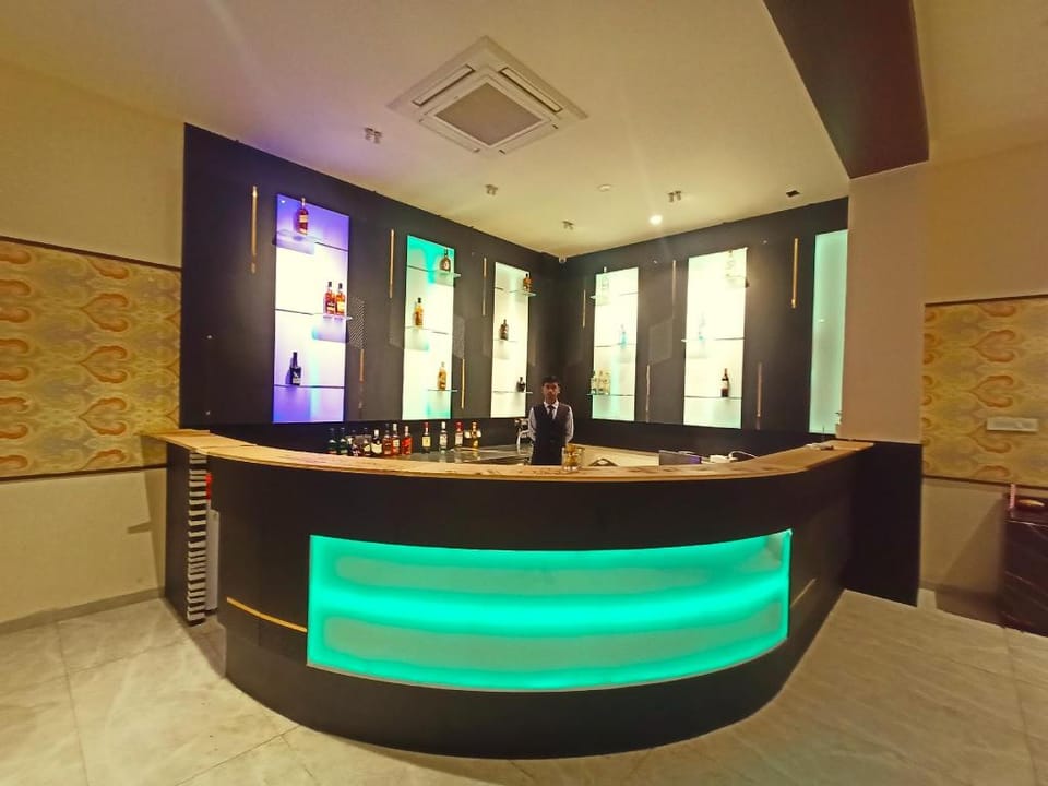 RadhaMangal Colors inn Hotel in Maharashtra