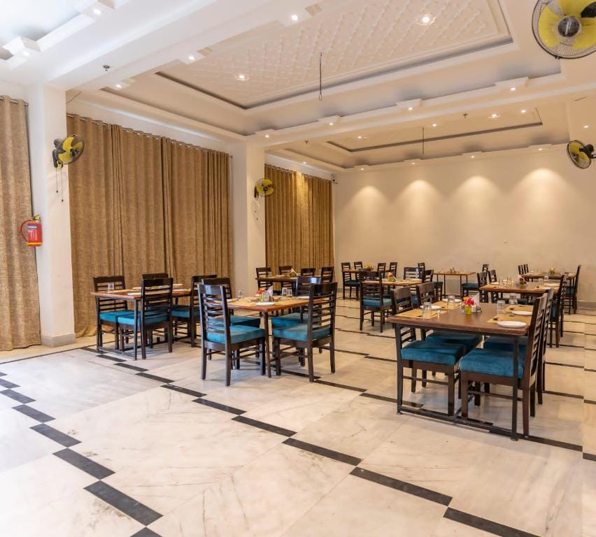 Mewar Place Resort & Spa Hotel in Gujarat