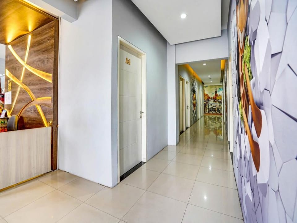 Capital O 90888 Bintang Diponggo Residence Hotel in Surabaya