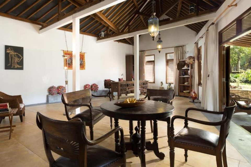 Studio Rumah Pojok  Vacation rental in Special Region of Yogyakarta