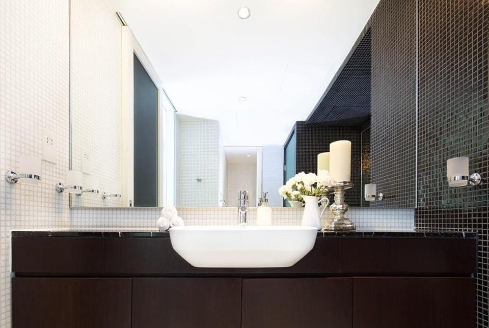 Contemporary Apartment In the Heart of DIFC Apartment in Dubai