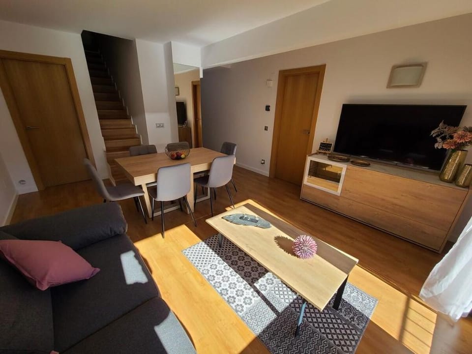 New Dúplex a 25m del telecabina de La Massana 643 Apartment in AD400 La Massana, Andorra