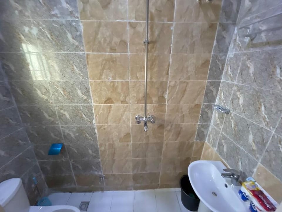 SUNSET VIEW CONDO@UTAKO+WIFI+24HRs AC & GENERATOR Apartment in Abuja