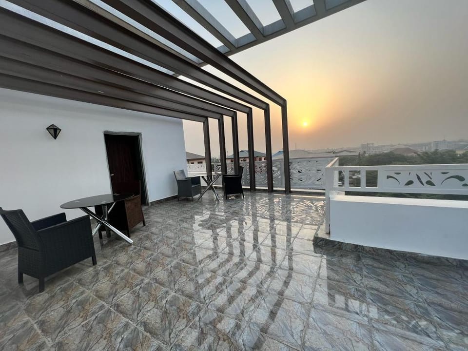 SUNRISE VIEW PENTHOUSE CONDO @UTAKO+WIFI+ 24HRs AC Apartment in Abuja