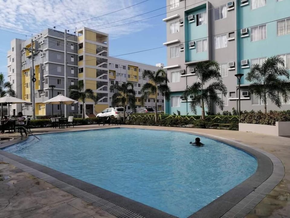 ENTIRE 2BR CONDO  UNIT 428@ 8 SPATIAL CONDOMINIUM Apartment in Davao City
