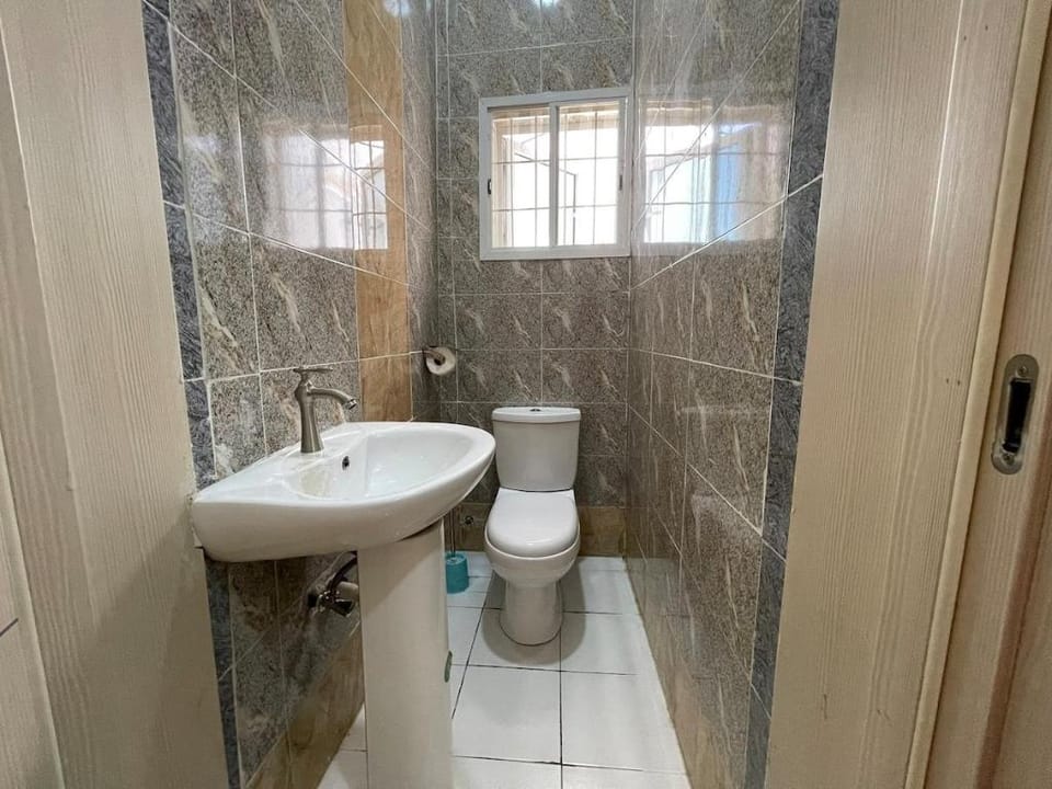 ONE BEDROOM FLAT+WIFI+24HRs LIT @UTAKO next 2 WUSE Apartment in Abuja