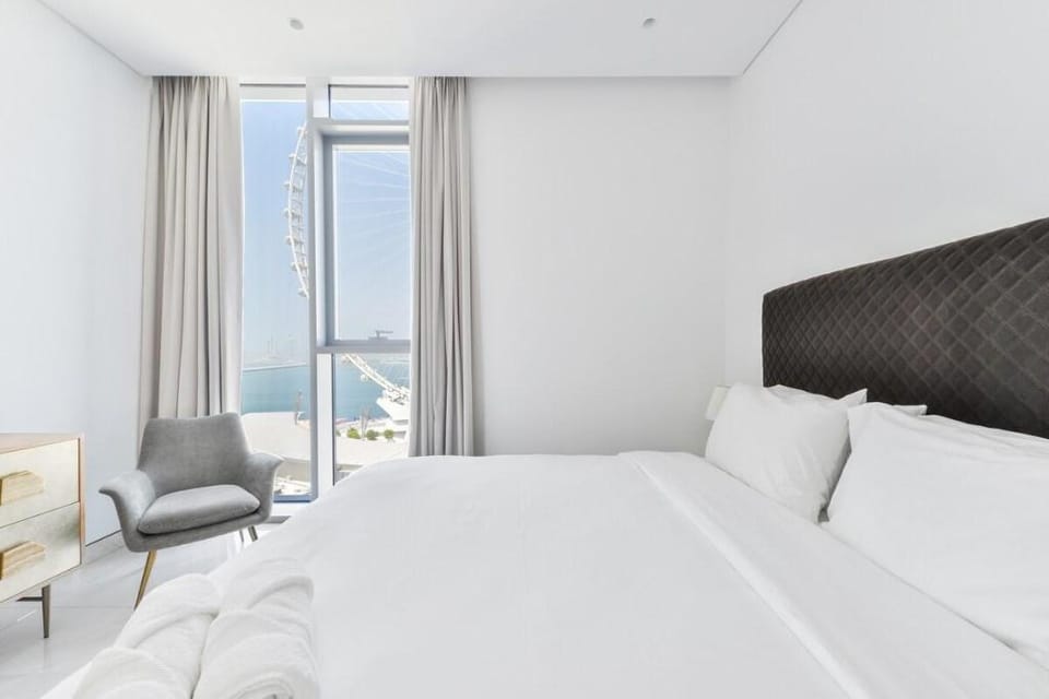 Spectacular 3+1 BR condo facing THE DUBAI EYE Apartment in Dubai