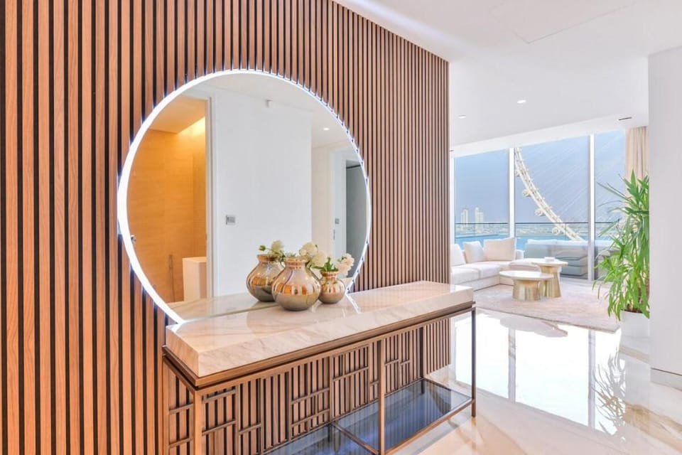Lavish & Equipped oceanfront 2 BR facing Ain Dubai Apartment in Dubai