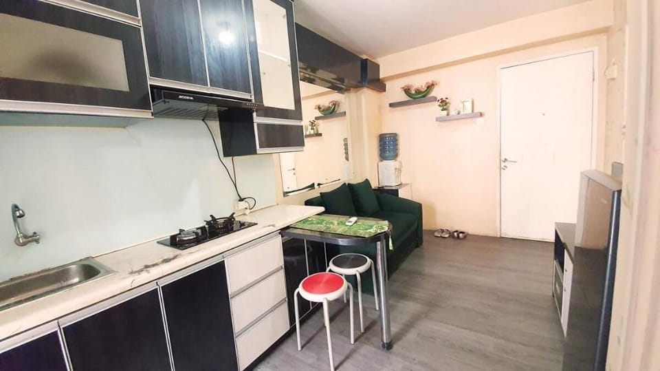 Clean 2Bedroom Apartment above Mall @Kalibata City Vacation rental in South Jakarta City