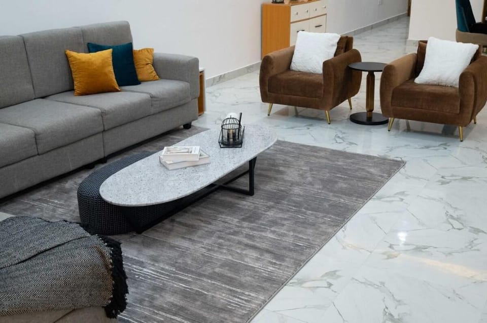 Two Bed Home with Superfast Wifi  & 24x7 Security Apartment in Lagos, Nigeria