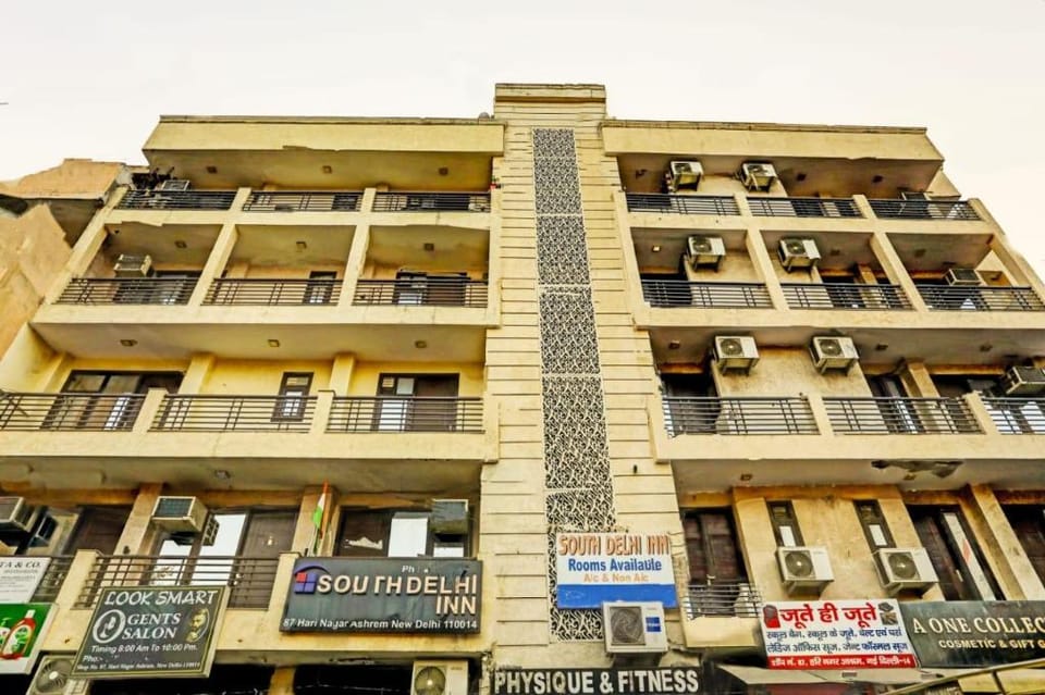 South Delhi Inn Hotel in New Delhi