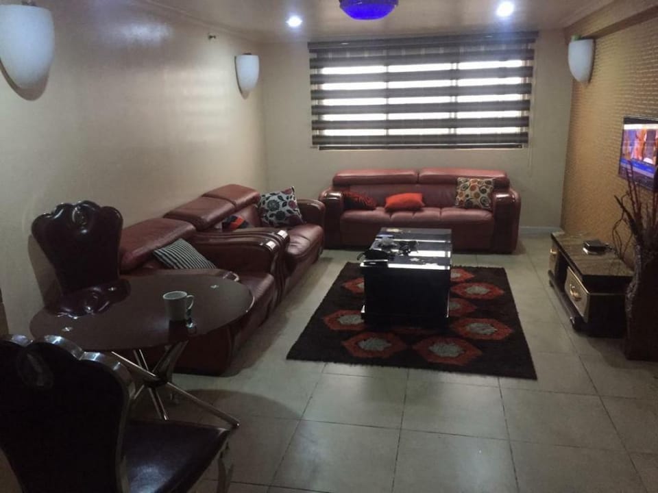 GOLDEN TULIPS APARTMENTS (FESTIVAL MALL) Apartment in Lagos