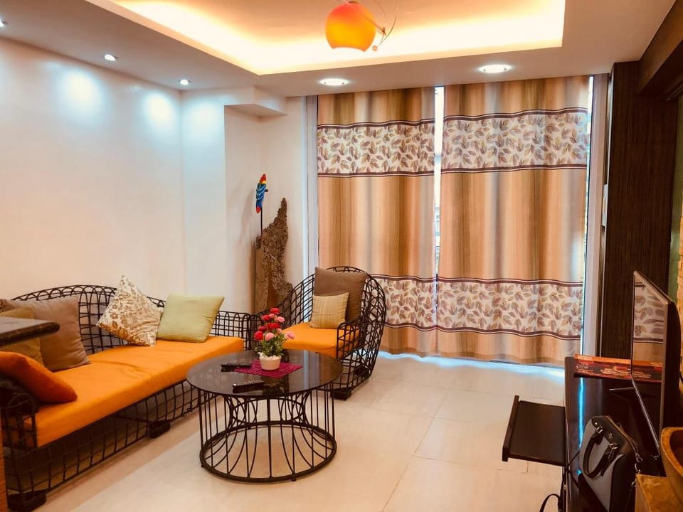 Two-bedroom Pico de Loro Resort Apartment in Nasugbu