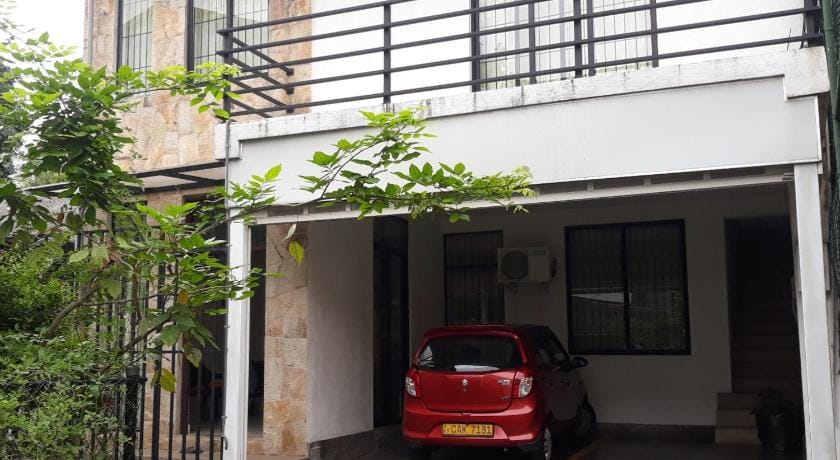 Vathila Freedom Nest  Vacation rental in Colombo